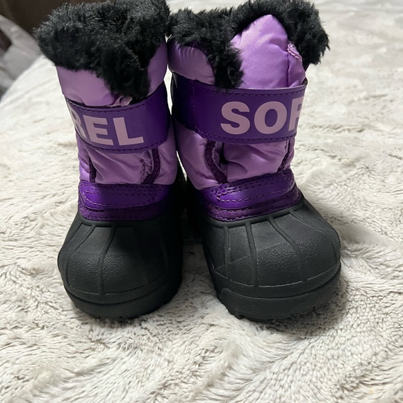 Sorel Lavender and Charcoal Boots - Picture 2 of 4